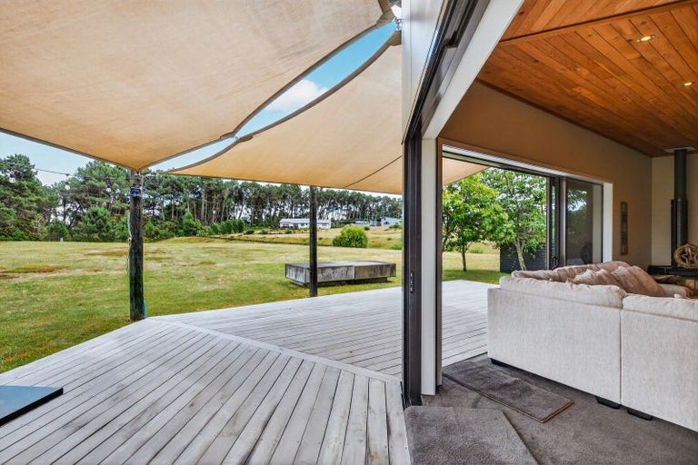 Photo of property in 16 Wai Matangi Place, Motuoapa, 3382