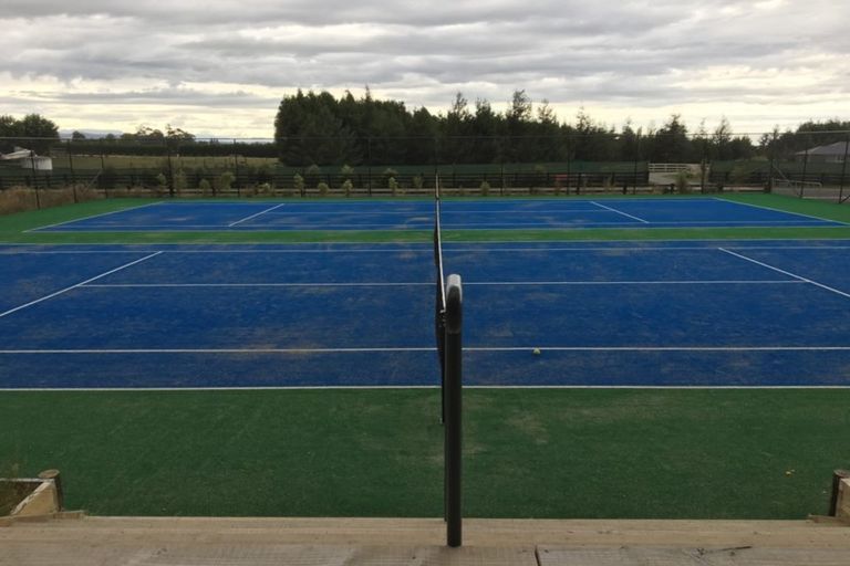 Photo of property in 11 Sarona Park Drive, Omanawa, Tauranga, 3171