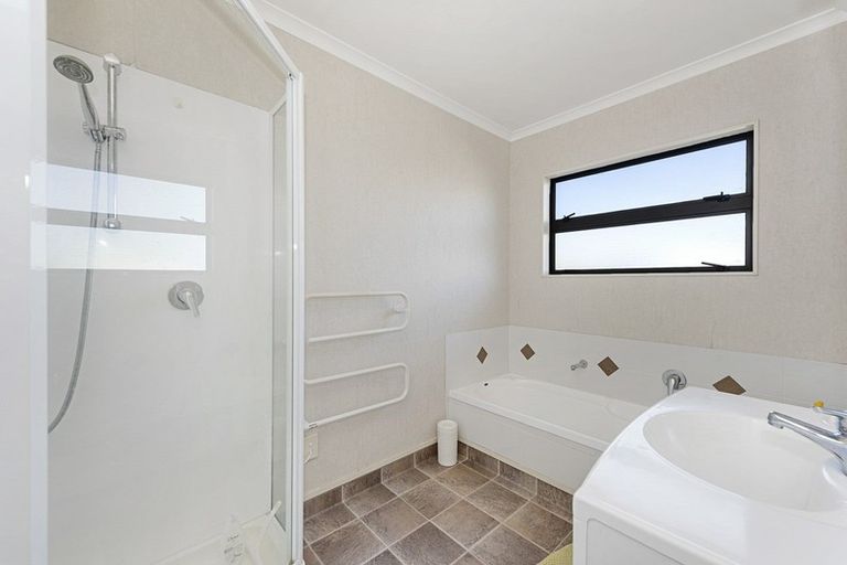 Photo of property in 13 Achilles Rise, Flagstaff, Hamilton, 3210