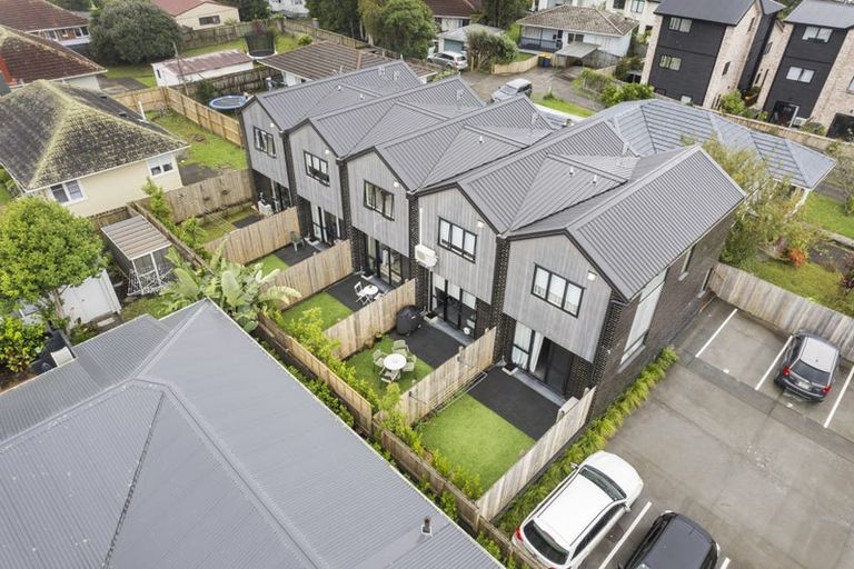 Photo of property in 6/63 Taikata Road, Te Atatu Peninsula, Auckland, 0610