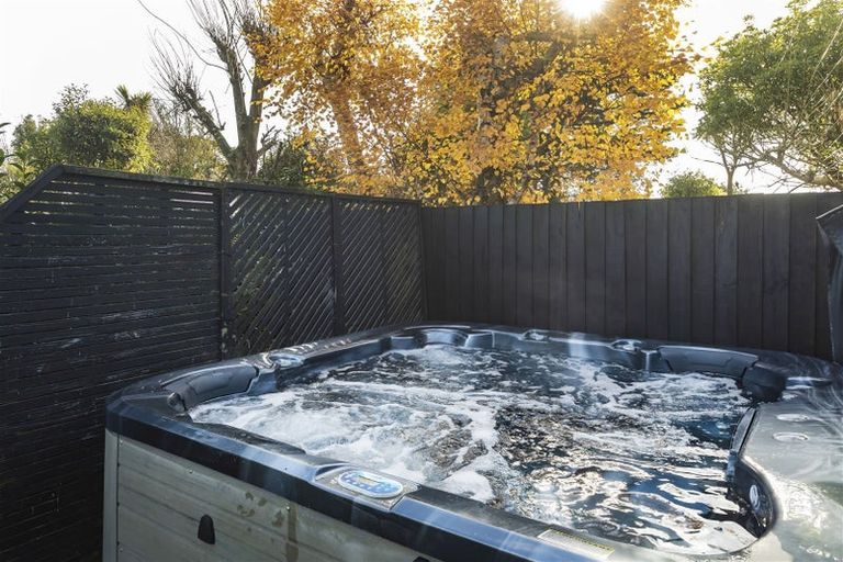 Photo of property in 9b Goya Place, Bishopdale, Christchurch, 8051