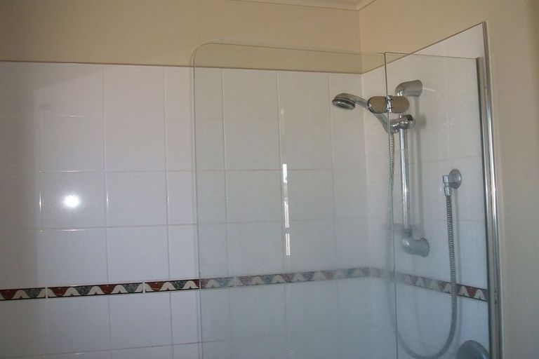 Photo of property in 44 Stoke Street, Newtown, Wellington, 6021