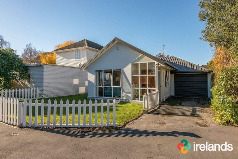 Photo of property in 2 Tara Street, Riccarton, Christchurch, 8041