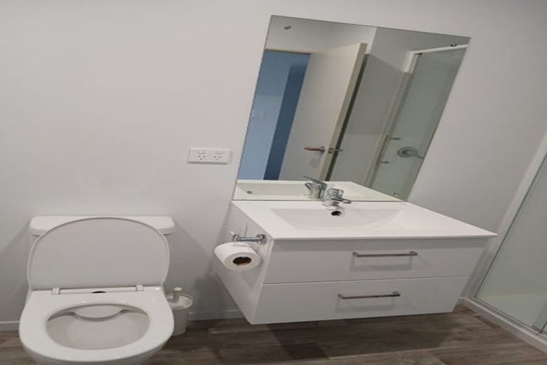 Photo of property in 6 Tuaiwi Street, Manukau, Auckland, 2104