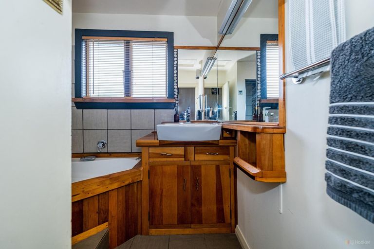 Photo of property in 51 Campbell Street, Geraldine, 7930