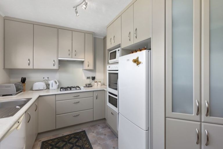 Photo of property in 7 Maire Street, Woburn, Lower Hutt, 5010