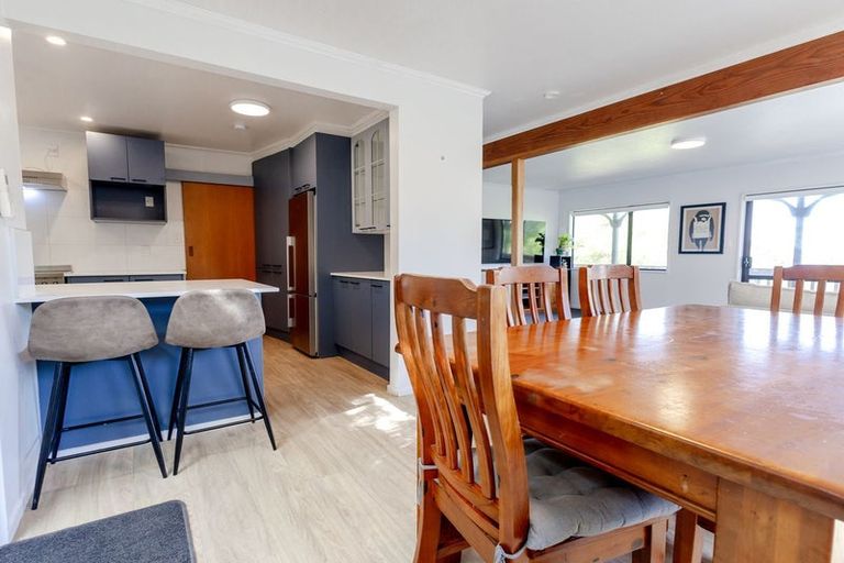 Photo of property in 30 Stanton Crescent, Karoro, Greymouth, 7805