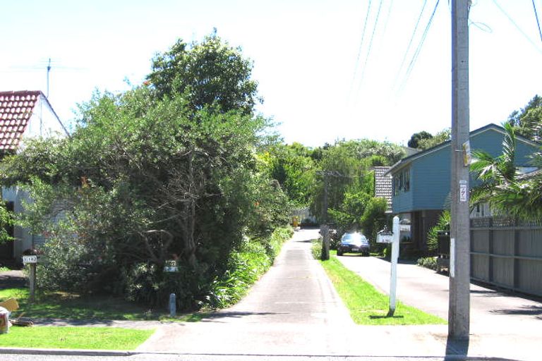 Photo of property in 2/140 Nile Road, Milford, Auckland, 0620