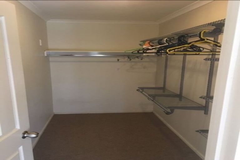 Photo of property in 22 Gendo Avenue, Henderson, Auckland, 0612