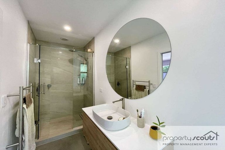 Photo of property in 94 Eliot Street, New Plymouth, 4310