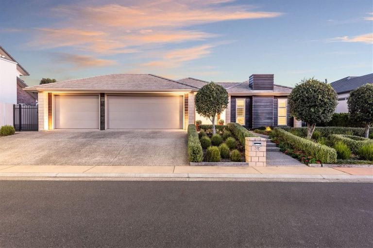 Photo of property in 39 Oceania Sands Way, Papamoa Beach, Papamoa, 3118