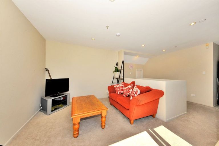 Photo of property in 16/9 Cameron Street, Sydenham, Christchurch, 8023