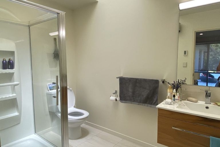 Photo of property in 42 Sylvan Street, Lake Hayes, Queenstown, 9304