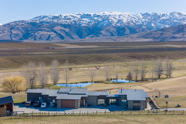 Photo of property in 309 Golden Road, Springvale, Alexandra, 9393