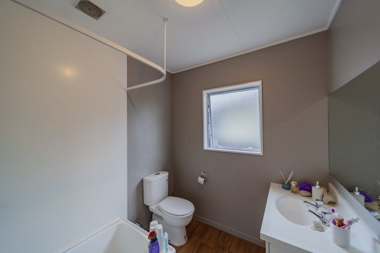 Photo of property in 53 Barker Road, Marewa, Napier, 4110