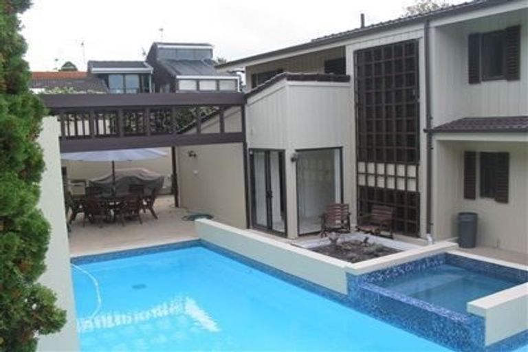 Photo of property in 41 Manurere Avenue, Takapuna, Auckland, 0622