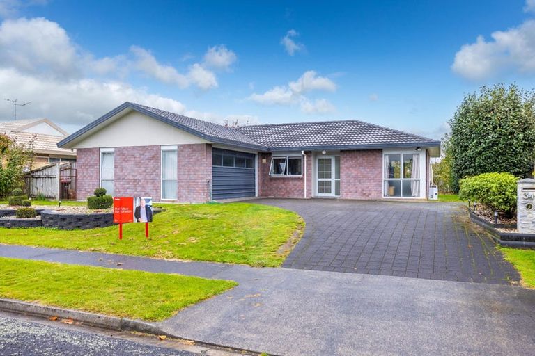 Photo of property in 34 Macmurdo Avenue, Glenview, Hamilton, 3206