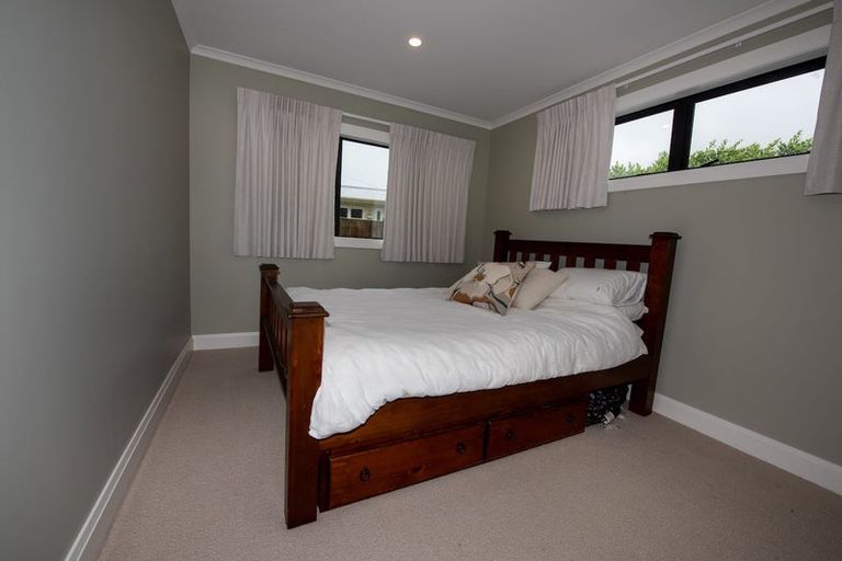 Photo of property in 171a Beach Haven Road, Beach Haven, Auckland, 0626