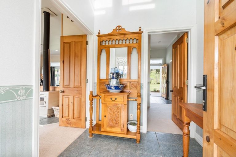 Photo of property in 30 Saleyards Road, Kauri, 0185