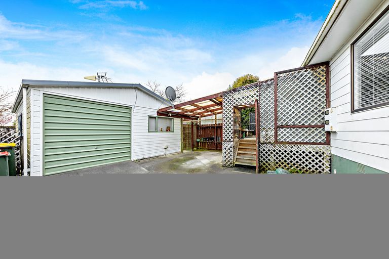 Photo of property in 440 Porchester Road, Randwick Park, Auckland, 2105