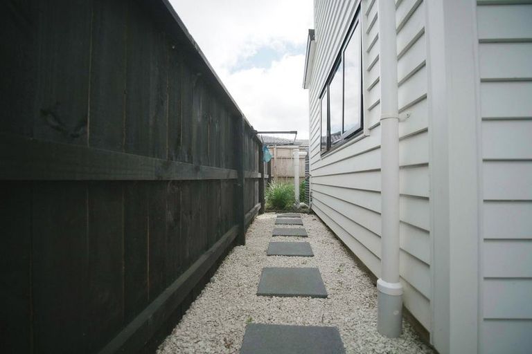 Photo of property in 52e Tapu Road, Huapai, Kumeu, 0810
