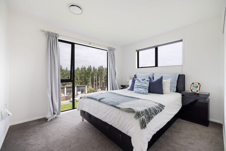 Photo of property in 5 Minsons Lane, Kennedys Bush, Christchurch, 8025