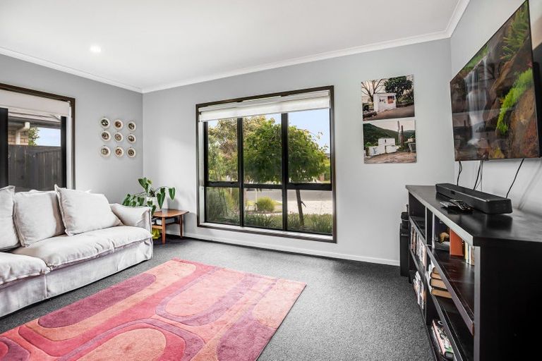 Photo of property in 16 Trauzer Place, Flagstaff, Hamilton, 3210