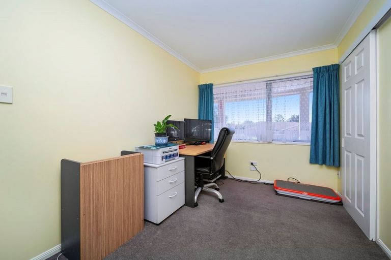 Photo of property in 50a Karina Road, Merrilands, New Plymouth, 4312