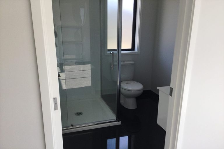 Photo of property in 8 Bill Miller Drive, Papamoa, 3118