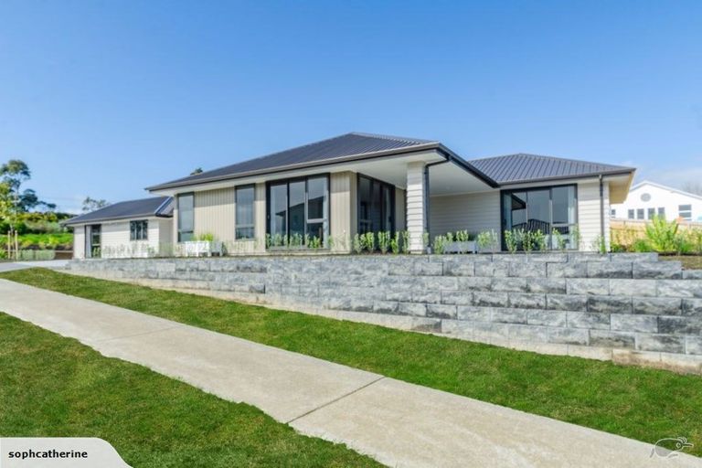 Photo of property in 69 Kahawairahi Drive, Beachlands, Auckland, 2018