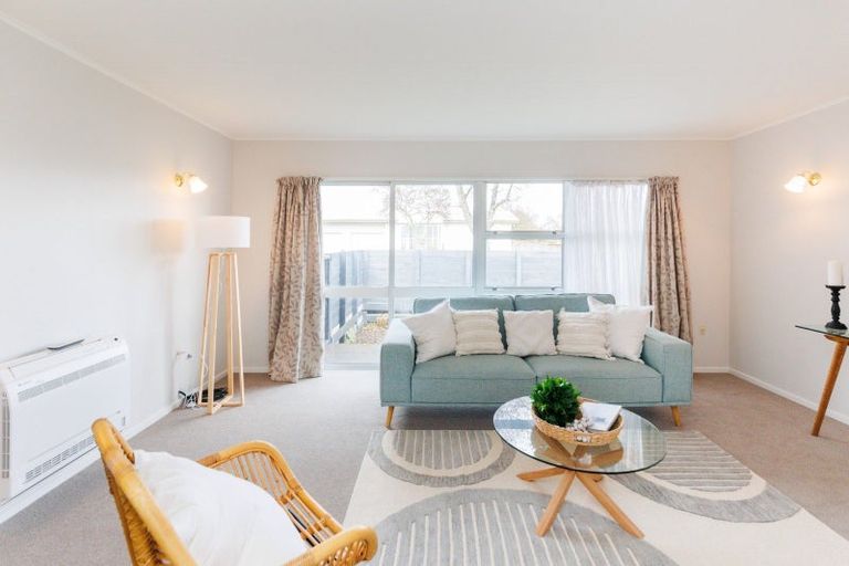 Photo of property in 1 Abraham Crescent, Milson, Palmerston North, 4414