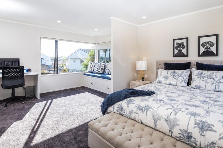 Photo of property in 2/12 Waller Avenue, Bucklands Beach, Auckland, 2012