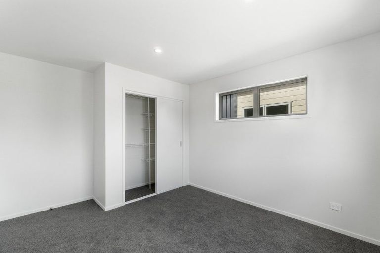 Photo of property in 5 Selkirk Lane, Hamilton Lake, Hamilton, 3204