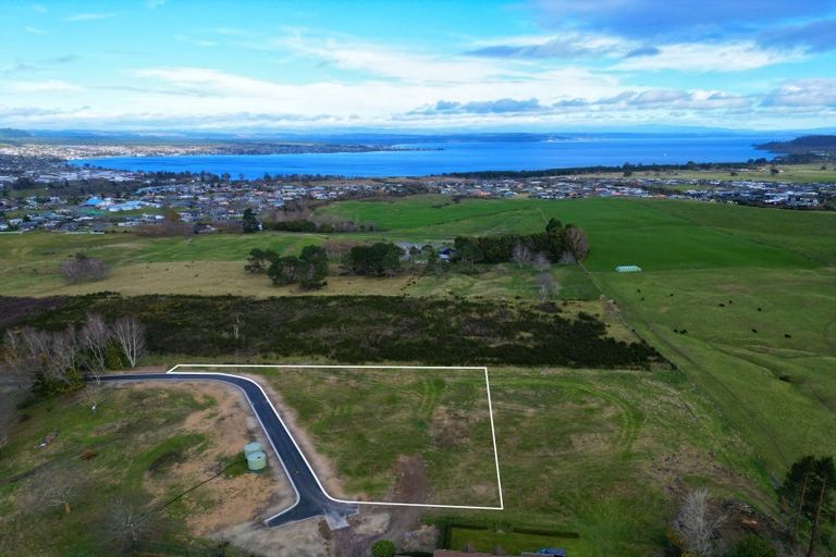 Photo of property in 21 Walnut Lane, Nukuhau, Taupo, 3330