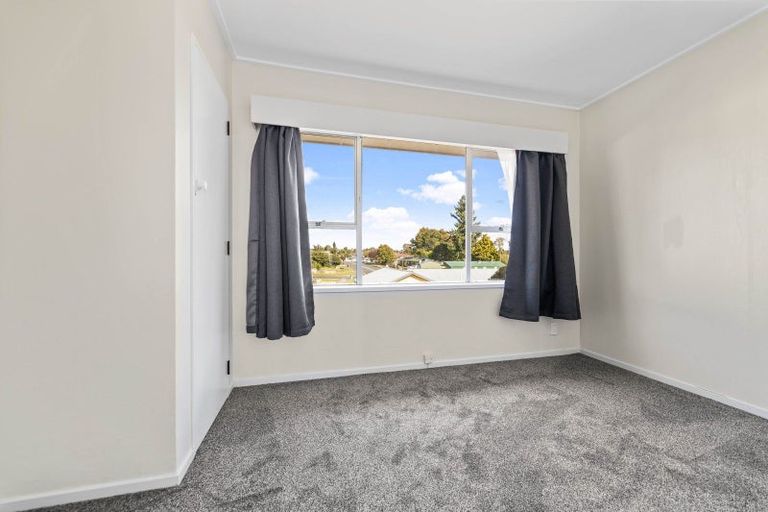 Photo of property in 1 Kupe Place, Tokoroa, 3420
