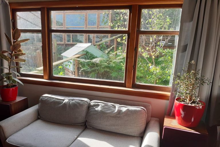 Photo of property in 108 Russell Terrace, Berhampore, Wellington, 6023