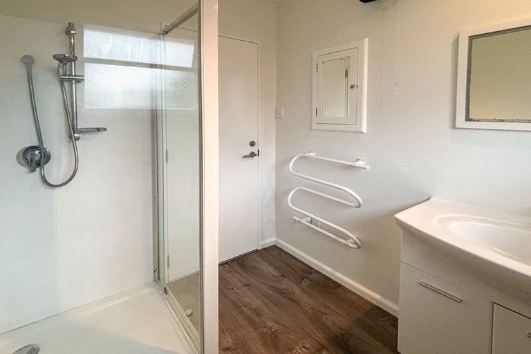 Photo of property in 2/54 Linwood Avenue, Linwood, Christchurch, 8011