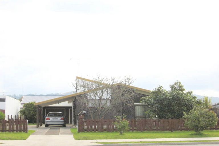 Photo of property in 60 Cook Drive, Whitianga, 3510