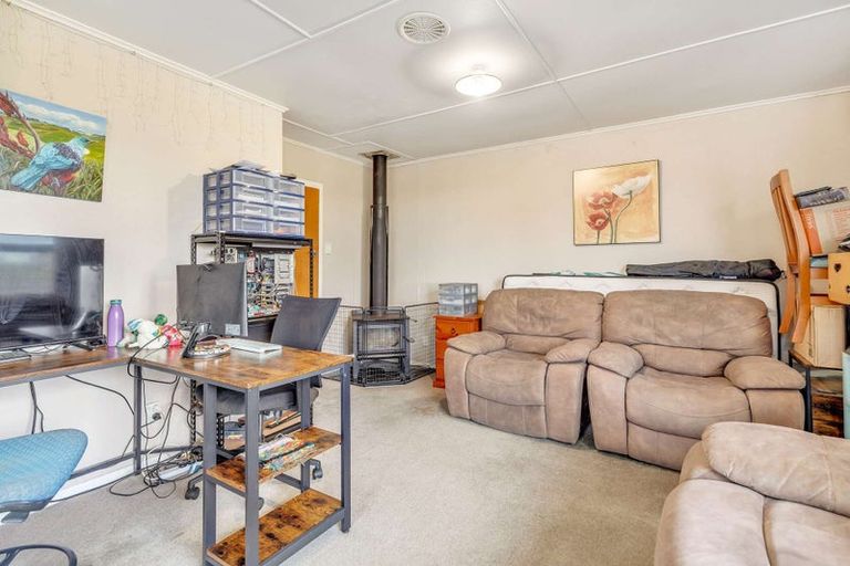 Photo of property in 2 Goldings Line, Marton, 4710