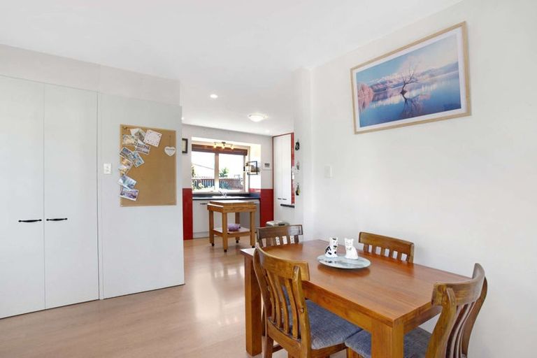 Photo of property in 19 Riwai Street, Templeton, Christchurch, 8042