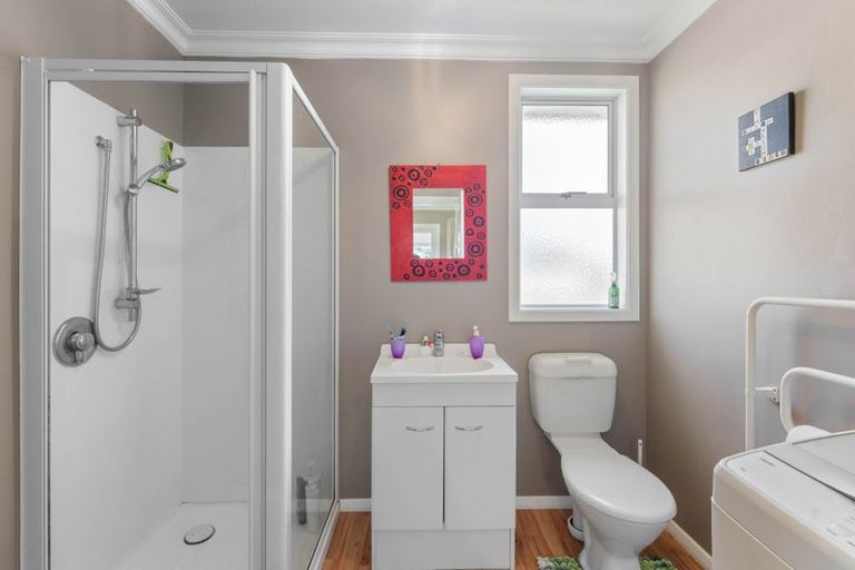 Photo of property in 66a Marine Parade, Otaki Beach, Otaki, 5512