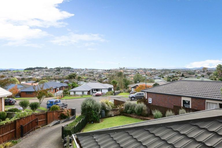 Photo of property in 6 Ben Nevis Place, Nawton, Hamilton, 3200