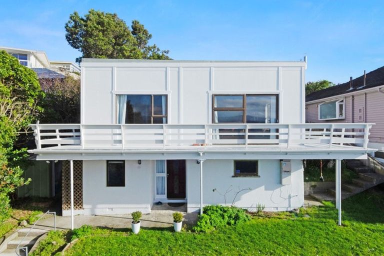 Photo of property in 8 Khyber Road, Seatoun, Wellington, 6022