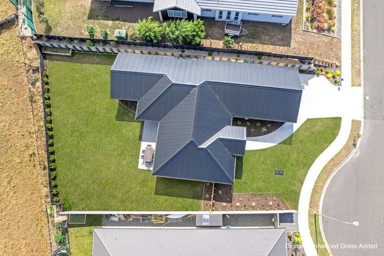 Photo of property in 44 Tirimoana Place, Otamatea, Whanganui, 4501