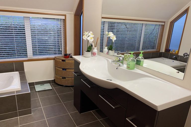 Photo of property in 12a Gladstone Road North, Mosgiel, 9024