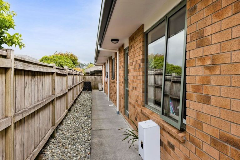 Photo of property in 2a Faber Place, Inglewood, 4330