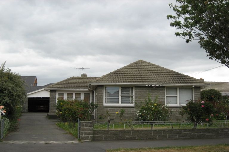 Photo of property in 72 Teesdale Street, Burnside, Christchurch, 8053