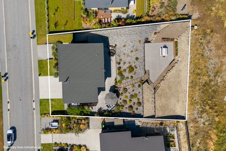 Photo of property in 71 Stratford Drive, Mount Pisa, Cromwell, 9383