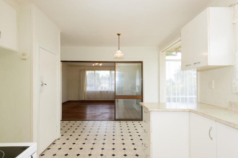 Photo of property in 12 Birmingham Street, Takaro, Palmerston North, 4412