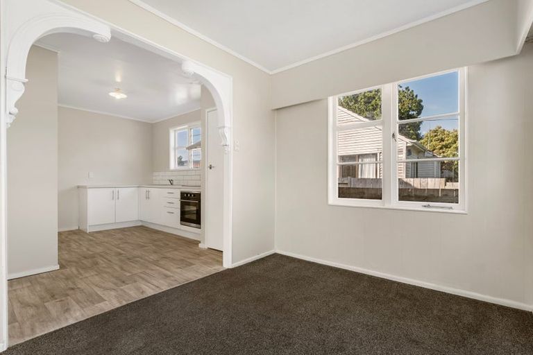 Photo of property in 27 Harris Street, Te Puke, 3119